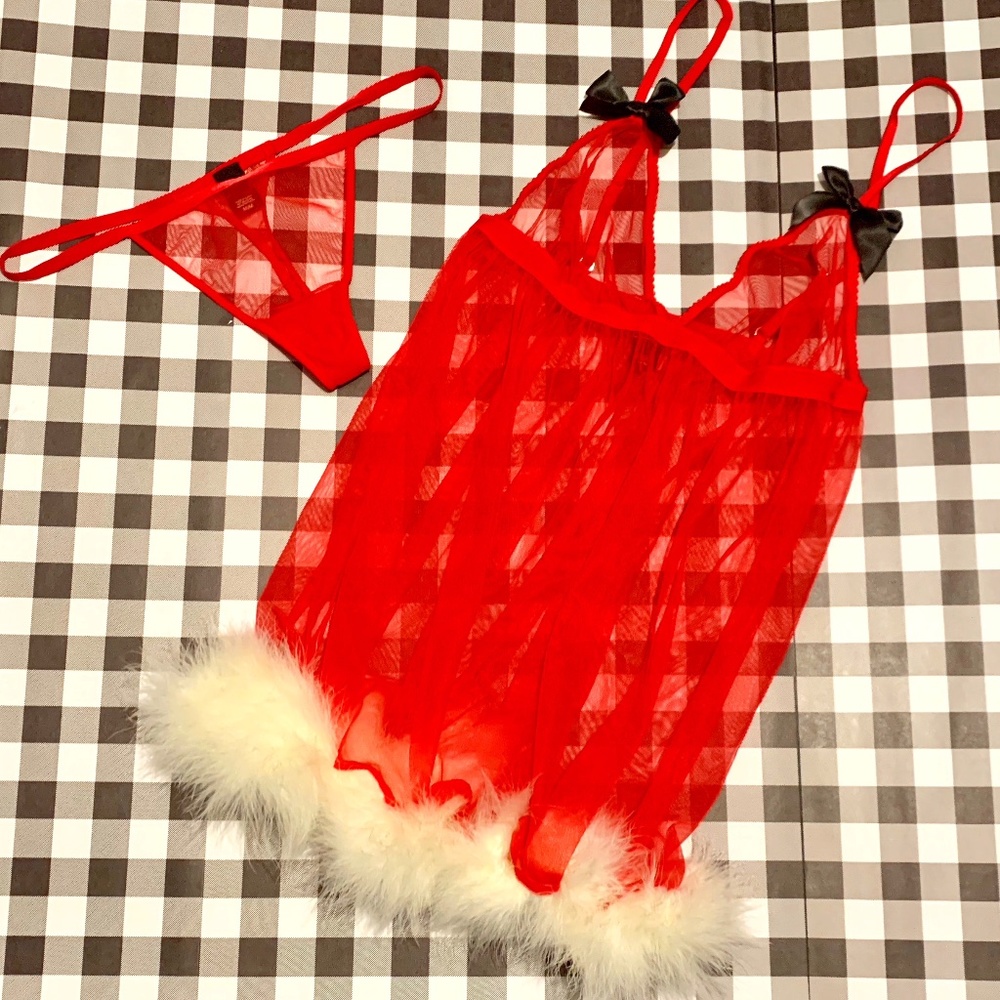 Victoria's Secret Sexy Santa Lingerie Set